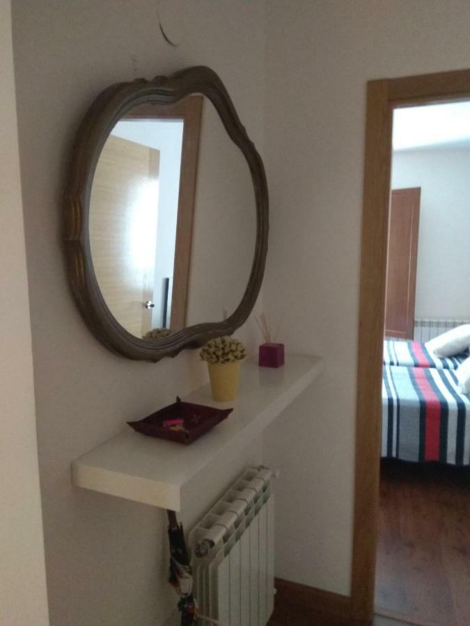 Apartamento Cine Colon Ribadeo Dış mekan fotoğraf