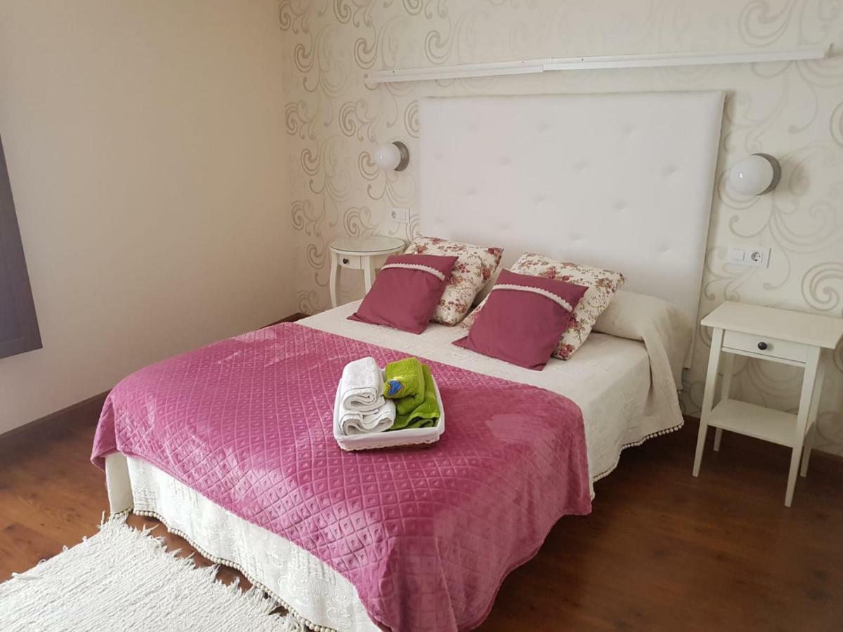 Apartamento Cine Colon Ribadeo Dış mekan fotoğraf