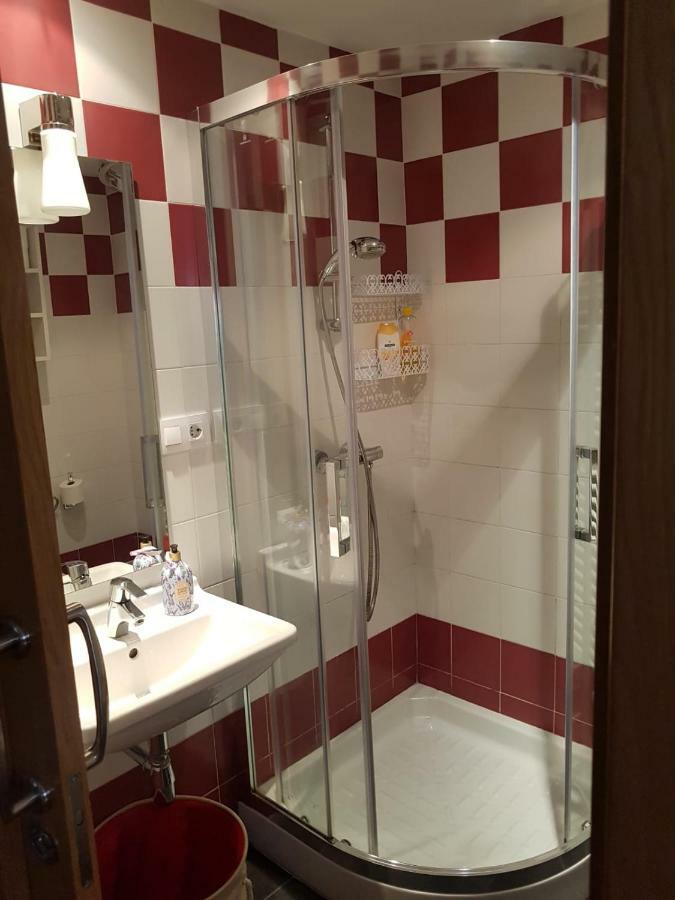 Apartamento Cine Colon Ribadeo Dış mekan fotoğraf