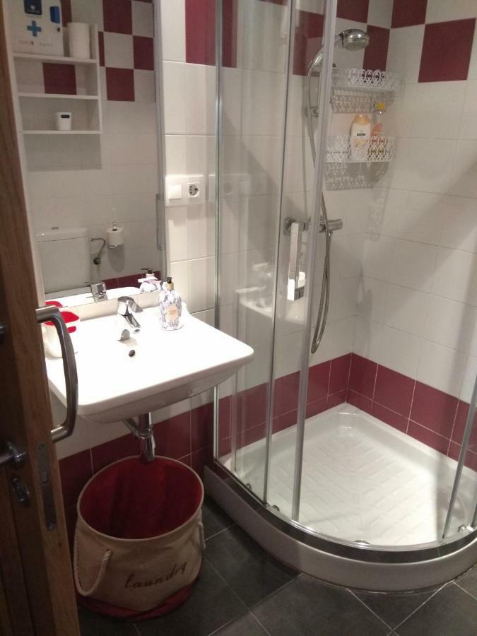 Apartamento Cine Colon Ribadeo Dış mekan fotoğraf