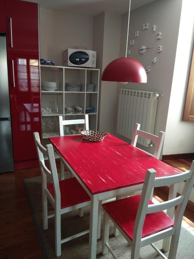 Apartamento Cine Colon Ribadeo Dış mekan fotoğraf