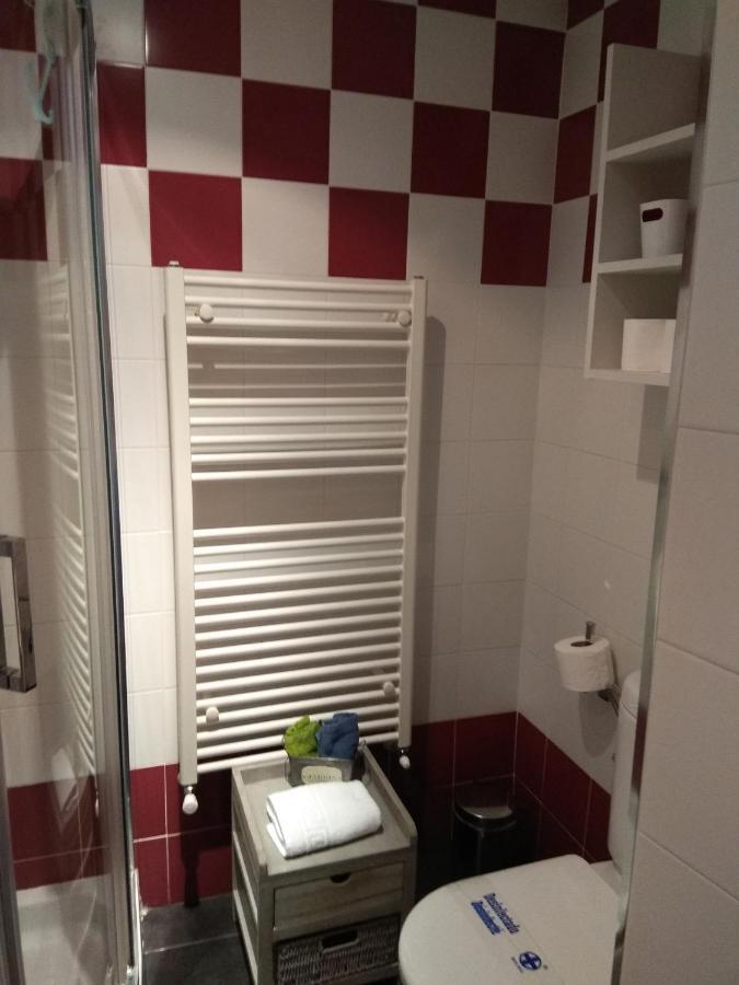 Apartamento Cine Colon Ribadeo Dış mekan fotoğraf